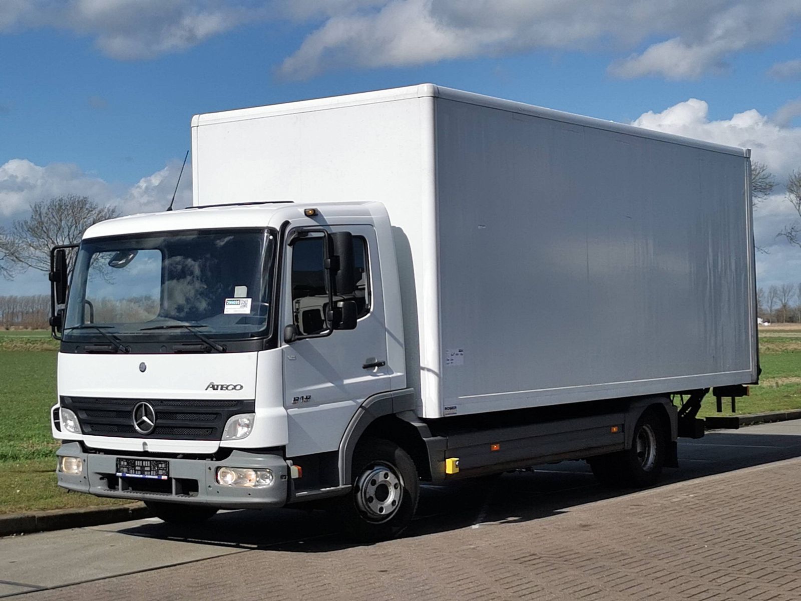 atego1
